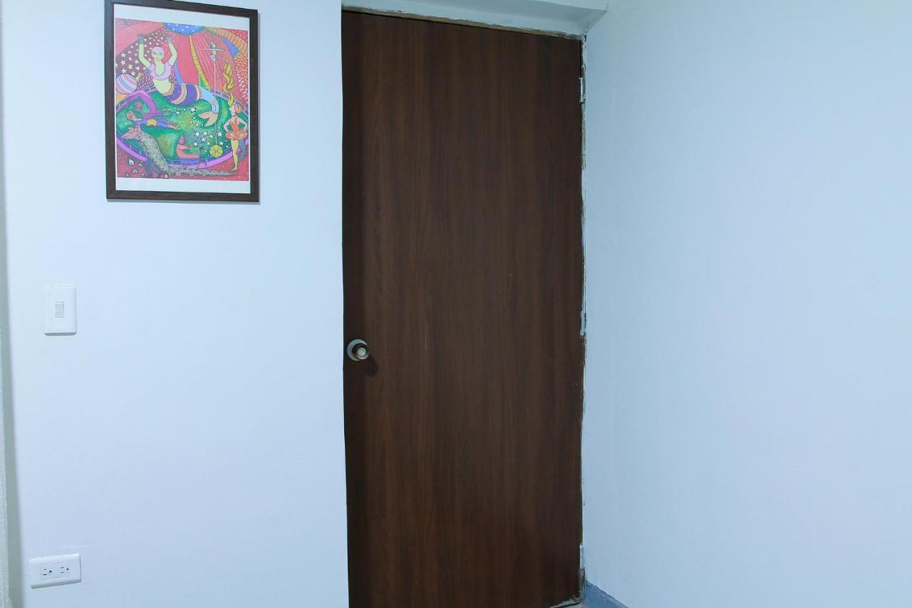 Casa Tuvia Parque Hostel Medellín Buitenkant foto