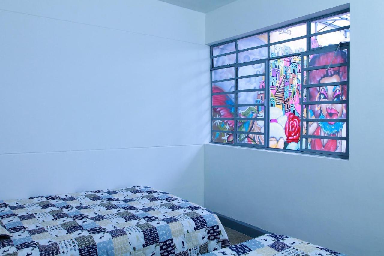 Casa Tuvia Parque Hostel Medellín Buitenkant foto